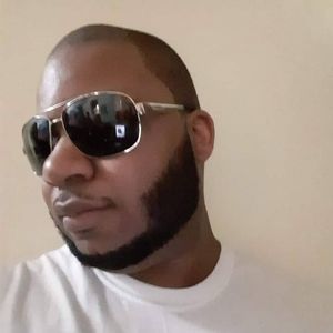 Meet your Posher, Devontae